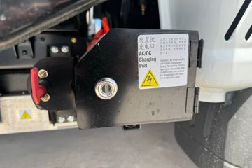 ����;��T9E Һɲ 4.005�׵��Ŵ��綯����΢�� �д��º�62kWhͼƬ