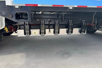 ����;��T9E Һɲ 4.005�׵��Ŵ��綯����΢�� �д��º�62kWhͼƬ
