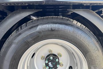 ����;��T9E Һɲ 4.005�׵��Ŵ��綯����΢�� �д��º�62kWhͼƬ