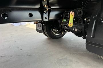 ����;��T9E Һɲ 4.005�׵��Ŵ��綯����΢�� �д��º�62kWhͼƬ