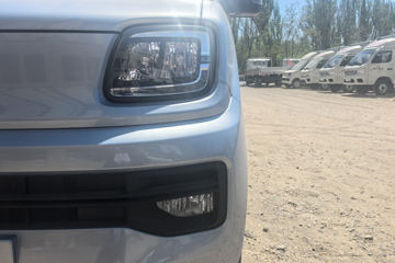 ��������Q����ʽ 1.6L���� 120���� 2.5��˫������΢��ͼƬ