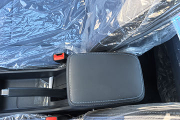 ��������Q����ʽ 1.6L���� 120���� 2.5��˫������΢��ͼƬ