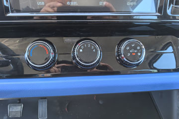 ��������Q����ʽ 1.6L���� 120���� 2.5��˫������΢��ͼƬ