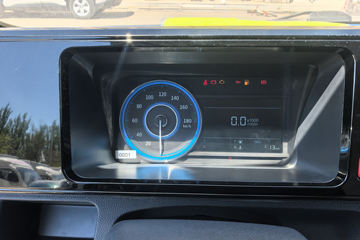 ��������Q����ʽ 1.6L���� 120���� 2.5��˫������΢��ͼƬ