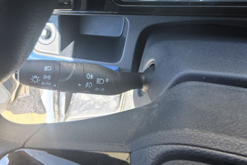 ��������Q����ʽ 1.6L���� 120���� 2.5��˫������΢��ͼƬ