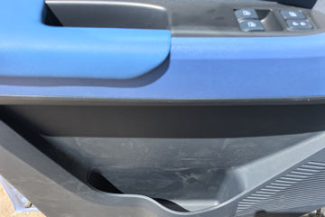 ��������Q����ʽ 1.6L���� 120���� 2.5��˫������΢��ͼƬ
