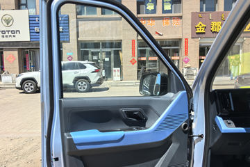 ��������Q����ʽ 1.6L���� 120���� 2.5��˫������΢��ͼƬ