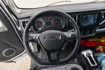 ʱ���캽M5 4.26�׵��Ŵ��綯��ʽ�Ῠ ����ʱ��100.96kWhͼƬ
