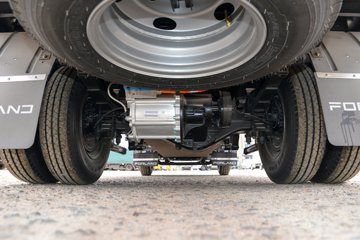 ʱ���캽M5 4.26�׵��Ŵ��綯��ʽ�Ῠ ����ʱ��100.96kWhͼƬ