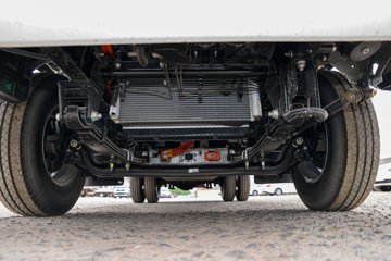ʱ���캽M5 4.26�׵��Ŵ��綯��ʽ�Ῠ ����ʱ��100.96kWhͼƬ
