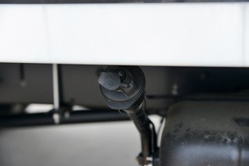 �������V�� 1.6L���� 122���� ������5�� 3.815�׵�����ʽ΢��ͼƬ