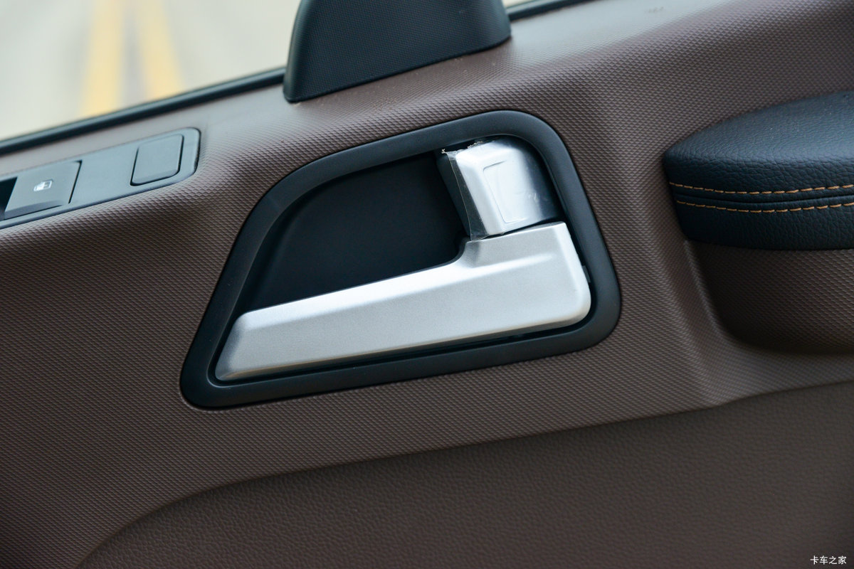 �����;F3 2.2L���� 150���� 5�� 4.2�׵��������Ῠ��ʻ��                                               