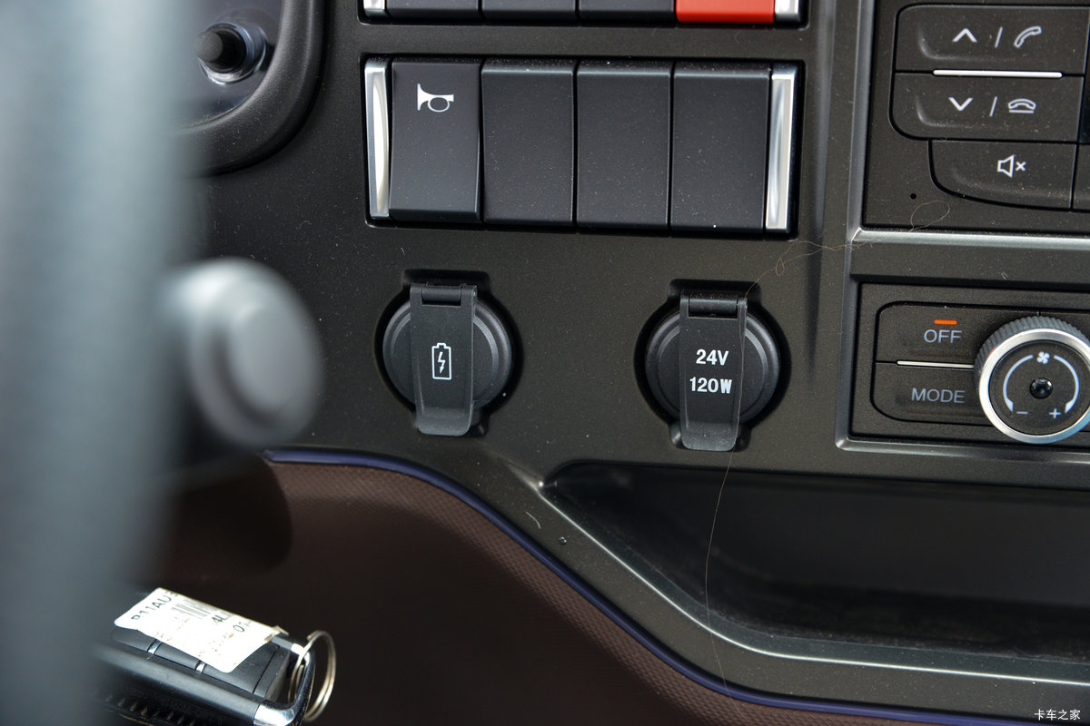 �����;F3 2.2L���� 150���� 5�� 4.2�׵��������Ῠ��ʻ��                                               