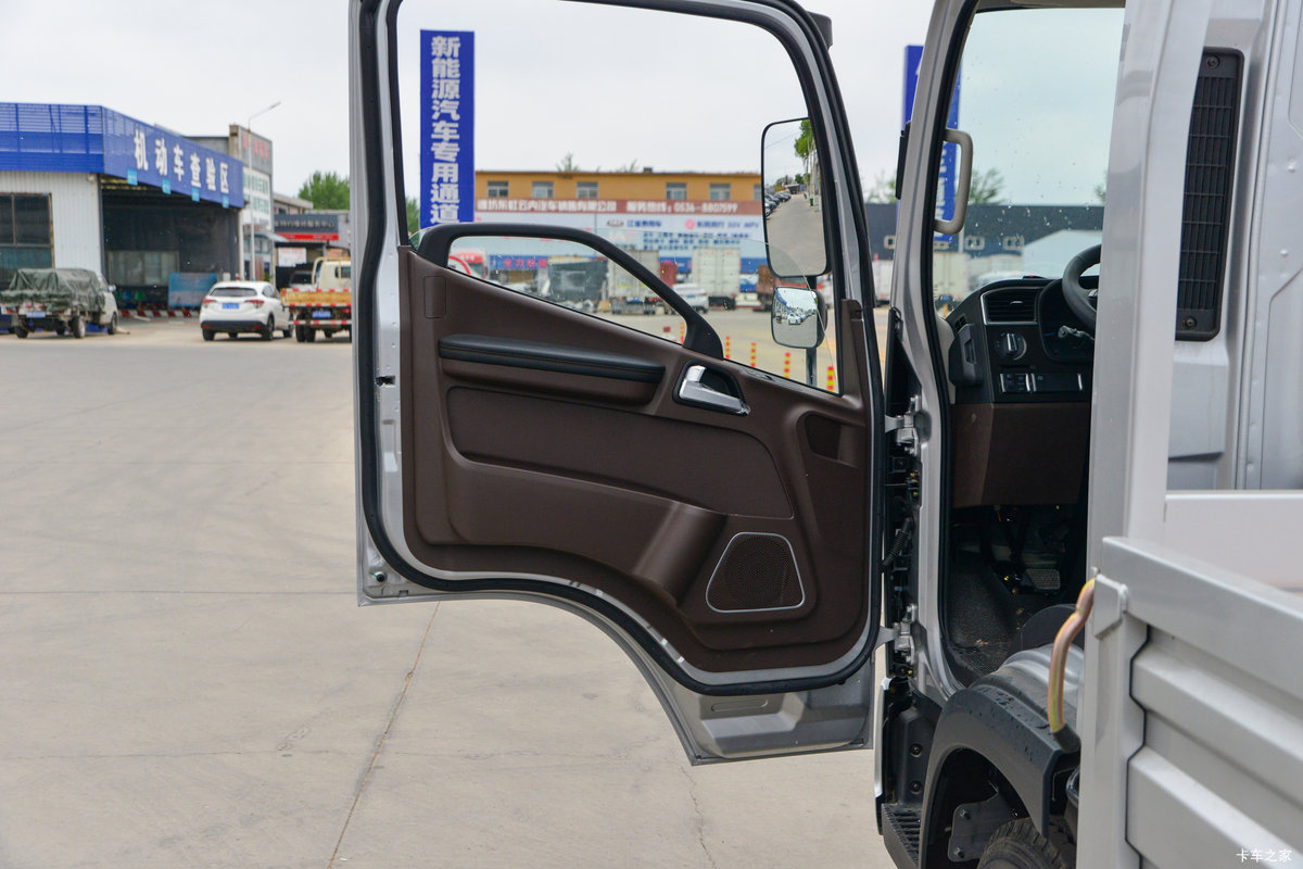 �����;F3 2.2L���� 150���� 5�� 4.2�׵��������Ῠ��ʻ��                                               