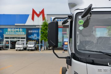 ���桤��X7 ���ذ� 3L LNG 140���� ��ʿ��8�� 4.18�׵��Ų�դʽ�ῨͼƬ