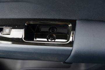 ���桤��X7 ���ذ� 3L LNG 140���� ��ʿ��8�� 4.18�׵��Ų�դʽ�ῨͼƬ