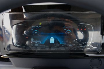 ���桤��X7 ���ذ� 3L LNG 140���� ��ʿ��8�� 4.18�׵��Ų�դʽ�ῨͼƬ