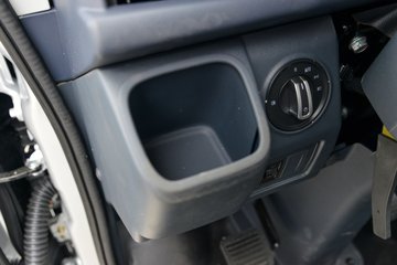 ���桤��X7 ���ذ� 3L LNG 140���� ��ʿ��8�� 4.18�׵��Ų�դʽ�ῨͼƬ