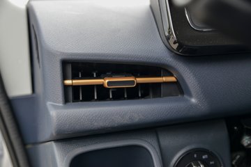 ���桤��X7 ���ذ� 3L LNG 140���� ��ʿ��8�� 4.18�׵��Ų�դʽ�ῨͼƬ