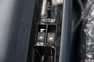 ���桤��X7 ���ذ� 3L LNG 140���� ��ʿ��8�� 4.18�׵��Ų�դʽ�ῨͼƬ