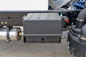 ���桤��X7 ���ذ� 3L LNG 140���� ��ʿ��8�� 4.18�׵��Ų�դʽ�ῨͼƬ