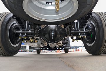 ���桤��X7 ���ذ� 3L LNG 140���� ��ʿ��8�� 4.18�׵��Ų�դʽ�ῨͼƬ