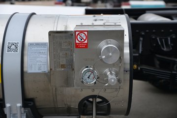 ���桤��X7 ���ذ� 3L LNG 140���� ��ʿ��8�� 4.18�׵��Ų�դʽ�ῨͼƬ