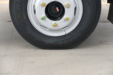 ���桤��X7 ���ذ� 3L LNG 140���� ��ʿ��8�� 4.18�׵��Ų�դʽ�ῨͼƬ