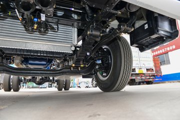 ���桤��X7 ���ذ� 3L LNG 140���� ��ʿ��8�� 4.18�׵��Ų�դʽ�ῨͼƬ