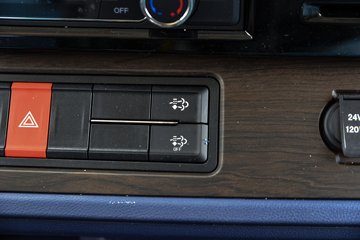 ��Ż�6G H5 2.5L���� 170���� ��ʿ��8�� 4.16�׵��Ų�դʽ�ῨͼƬ