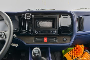 ��Ż�6G H5 2.5L���� 170���� ��ʿ��8�� 4.16�׵��Ų�դʽ�ῨͼƬ