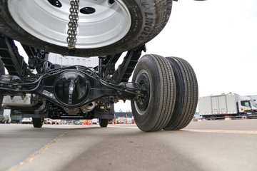 ��Ż�6G H5 2.5L���� 170���� ��ʿ��8�� 4.16�׵��Ų�դʽ�ῨͼƬ