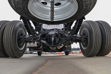 ��Ż�6G H5 2.5L���� 170���� ��ʿ��8�� 4.16�׵��Ų�դʽ�ῨͼƬ