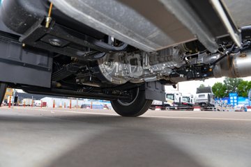 ��Ż�6G H5 2.5L���� 170���� ��ʿ��8�� 4.16�׵��Ų�դʽ�ῨͼƬ