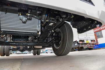 ��Ż�6G H5 2.5L���� 170���� ��ʿ��8�� 4.16�׵��Ų�դʽ�ῨͼƬ