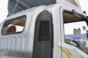 �������ó�����G1 3.6L���� 177���� 4X2 ��ʿ��8�� 4.5�׵��Ų�դʽ�ػ���ͼƬ