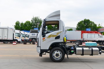 �������ó�����G1 3.6L���� 177���� 4X2 ��ʿ��8�� 4.5�׵��Ų�դʽ�ػ���ͼƬ