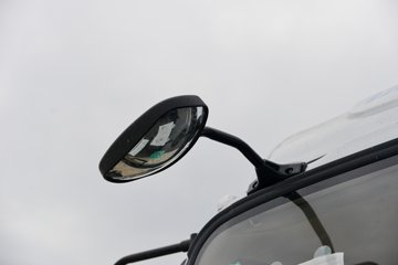 �������ó�����G1 3.6L���� 177���� 4X2 ��ʿ��8�� 4.5�׵��Ų�դʽ�ػ���ͼƬ