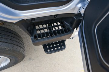 �������ó�����G1 3.6L���� 177���� 4X2 ��ʿ��8�� 4.5�׵��Ų�դʽ�ػ���ͼƬ