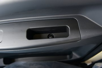 �������ó�����G1 3.6L���� 177���� 4X2 ��ʿ��8�� 4.5�׵��Ų�դʽ�ػ���ͼƬ