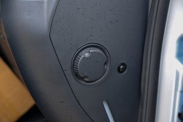 �������ó�����G1 3.6L���� 177���� 4X2 ��ʿ��8�� 4.5�׵��Ų�դʽ�ػ���ͼƬ