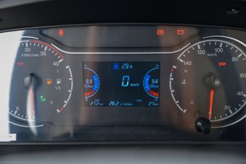�������ó�����G1 3.6L���� 177���� 4X2 ��ʿ��8�� 4.5�׵��Ų�դʽ�ػ���ͼƬ
