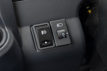 �������ó�����G1 3.6L���� 177���� 4X2 ��ʿ��8�� 4.5�׵��Ų�դʽ�ػ���ͼƬ
