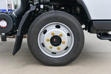 �������ó�����G1 3.6L���� 177���� 4X2 ��ʿ��8�� 4.5�׵��Ų�դʽ�ػ���ͼƬ