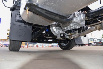 �������ó�����G1 3.6L���� 177���� 4X2 ��ʿ��8�� 4.5�׵��Ų�դʽ�ػ���ͼƬ