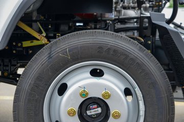 �������ó�����G1 3.6L���� 177���� 4X2 ��ʿ��8�� 4.5�׵��Ų�դʽ�ػ���ͼƬ