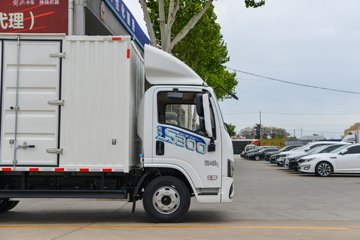 �������ó�����S300 2025�� ���а� 4.2�׵��Ŵ��綯��ʽ�Ῠ ����ʱ��100.07kWhͼƬ