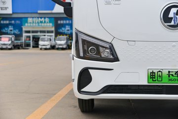 �������ó�����S300 2025�� ���а� 4.2�׵��Ŵ��綯��ʽ�Ῠ ����ʱ��100.07kWhͼƬ