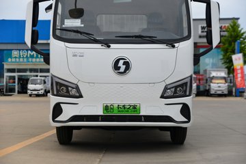 �������ó�����S300 2025�� ���а� 4.2�׵��Ŵ��綯��ʽ�Ῠ ����ʱ��100.07kWhͼƬ