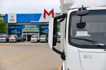 �������ó�����S300 2025�� ���а� 4.2�׵��Ŵ��綯��ʽ�Ῠ ����ʱ��100.07kWhͼƬ